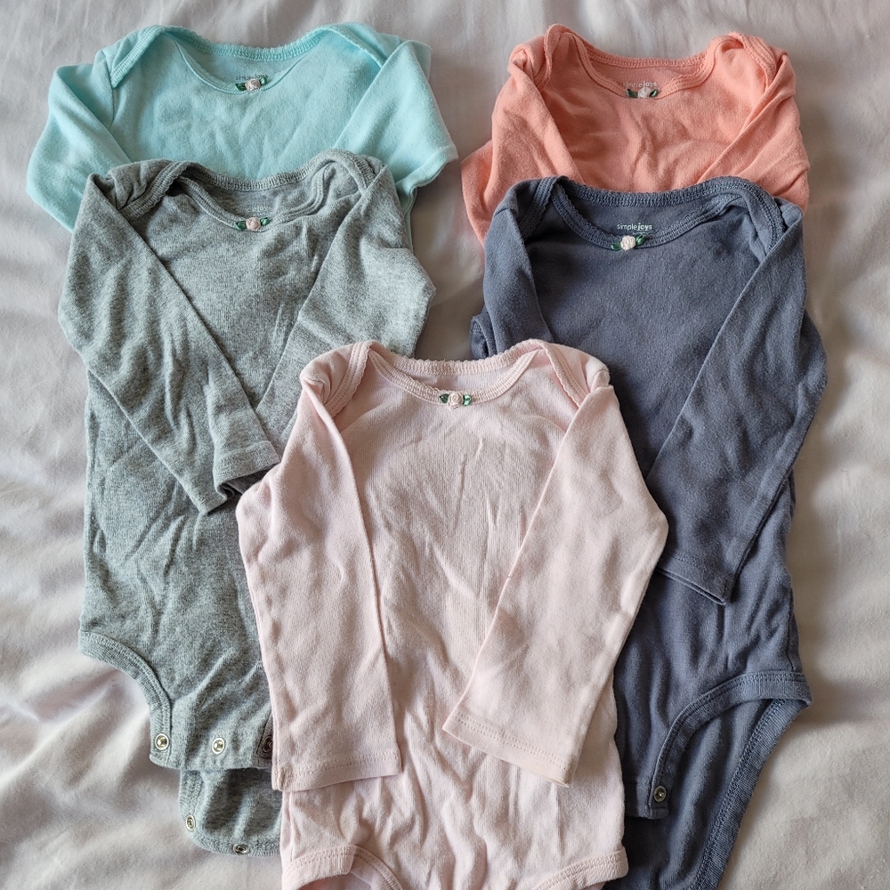 Carter's long sleeved body suit bundle